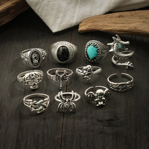11Pcs Men's Vintage Punk Ring Set Alloy Turquoise Rhinestone Gothic Dragon Skull Spider Scorpion Angel Wing Antique Silver Ring
