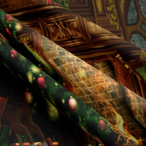 Makroaufnahme des Weihnachts-Wandteppichs zeigt detaillierte Textur und festlichen Druck