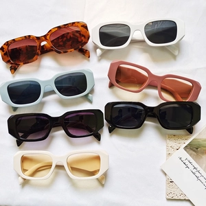 Square Sunglasses PC Lens Resin Frame Thick Leg UV400 Protection Retro Fashion Morandi Color For Women