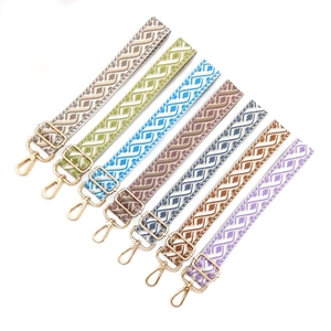 Bandoulières tissées bohèmes colorées réglables pour sacs avec crochets dorés