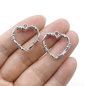 Antique silver thorn heart pendants for DIY necklace and earring jewelry making