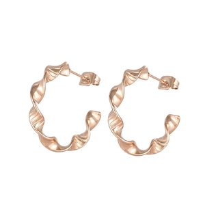 French vintage style twisted spiral hoop earrings in rose gold plated titanium steel