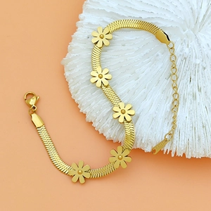 Elegant gold-plated stainless steel snake chain bracelet with five daisy charms for women