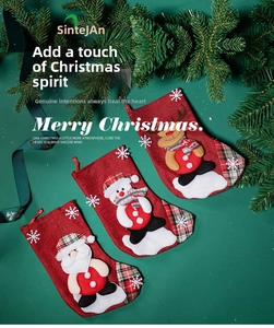 Lot de 3 chaussettes de Noël avec poupées 3D Père Noël, Bonhomme de neige et Renne décor
