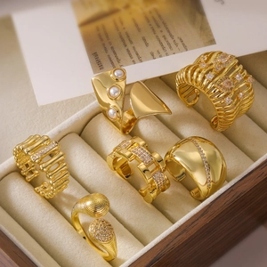 Bagues Ouvertes Géométriques Irrégulières Pour Femmes Cuivre Plaqué Or Avec Zircon Et Imitation Künstliche Perle Bijoux De Mode
