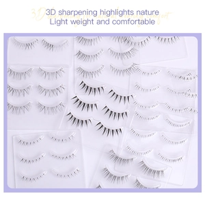 Detail view of 18 pairs of 3D sharpening false eyelashes with transparent bands