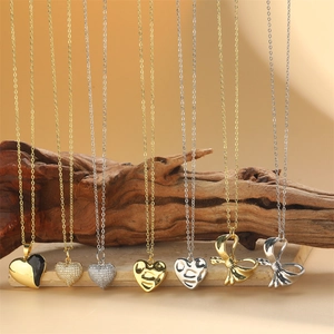 Simple Copper Heart Pendant Necklace For Women Zirconia Inlaid Bow Tie O-chain Drip Oil Elegant Fashion Jewelry Accessories