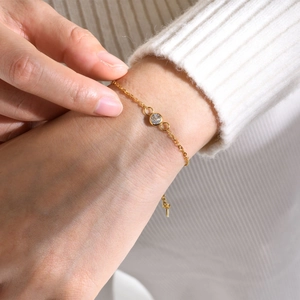 Minimalist Stainless Steel Bracelet With Single Cubic Zirconia Bezel Setting Adjustable IP Gold Plated Jewelry For Women
