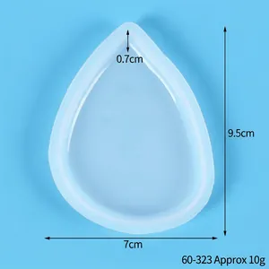 Detailed view of teardrop silicone mold with dimensions 9.5x7x0.7cm for DIY resin jewelry