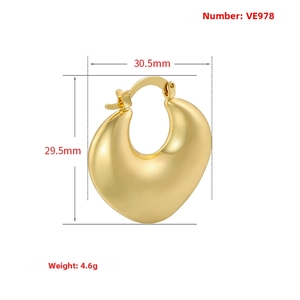 Polished gold heart-shaped hoop earring size specifications showing 30.5mm width and weight