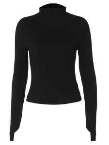 T-shirt court noir à manches longues et col montant, coupe ajustée en maille pour femme