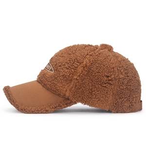 Casquette de baseball en polaire peluche marron pour femme avec broderie boy