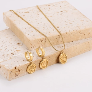 Vintage Rose Flower Round Pendant Necklace And Earrings 18K Gold Plated 304 Stainless Steel Jewelry For Women Retro Style