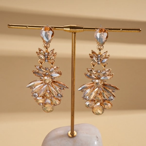 Elegant champagne crystal teardrop drop earrings in vintage gold-tone luxury style