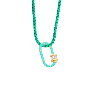 Collana con pendente a moschettone verde turchese e dettagli dorati stile geometrico