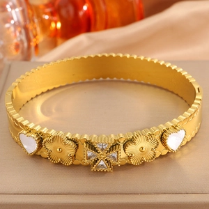 Luxury heart clover titanium steel gold bracelet with white heart and zircon inlay
