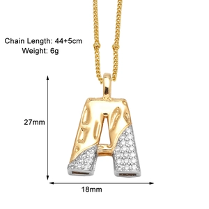 Spécifications de taille pour le pendentif lettre A bicolore en or et en argent
