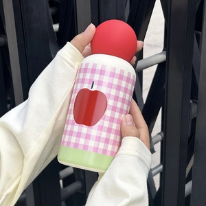 Handheld 350ml 316 stainless steel cup with pink plaid pattern and red apple design