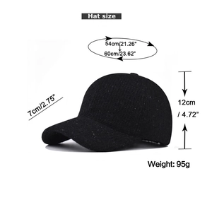 Detail of black winter knit baseball hat showing dimensions and 95g weight specifications
