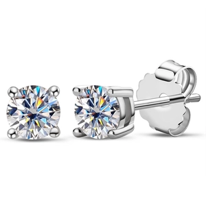 Classic four-prong S925 sterling silver moissanite stud earrings with butterfly backs