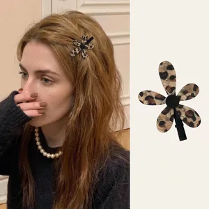 Barrette À Cheveux Fleur Imprimé Léopard Acrylique Vintage Pince À Bec De Canard Élégante Accessoire De Coiffure Pour Femme