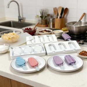 Silikon Eisformen Set mit Deckeln und Stielen für DIY hausgemachte Eis am Stiel