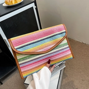 Women Woven Straw Clutch Bag Envelope Handbag PU Leather Trim Striped Wave Pattern Magnetic Snap Summer Vacation Casual