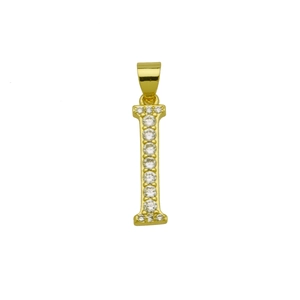 Vue détaillée du pendentif lettre I plaqué or 18k serti de zircons brillants