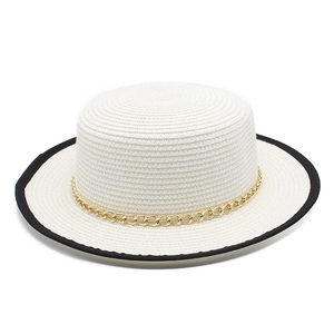 Chapeau De Paille Boater Pour Femmes Sommet Plat Plage Été Chapeau De Soleil Avec Chaîne En Métal Doré Et Bordure Noire
