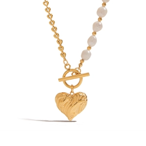 18K Gold Plated Stainless Steel Necklace With Natural Freshwater Pearl Heart Pendant Toggle Clasp Fashion Jewelry For Women