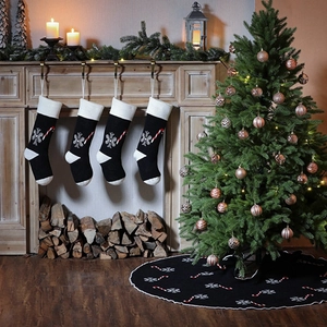 5-piece set of black knitted Christmas stockings and tree skirt with snowflake patterns