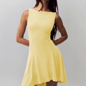Slim fit sleeveless yellow mini dress with an off-the-shoulder neckline for a chic look