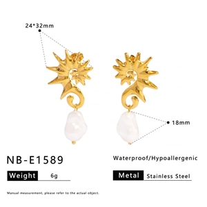 Detail view of 18k gold seahorse earring with baroque pearl and size specifications