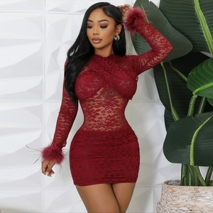 Spitzen Mini Kleid Mit Feder Manschetten Sexy Weinrot Langarm Körpernahe Abend Party Mode Elegant