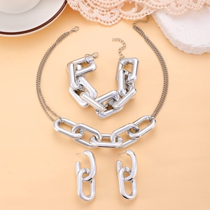 Polished silver punk hip hop jewelry set with chunky chain necklace, bracelet and earrings
