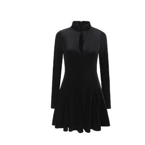 Robe Mini En Velours Élégante Manches Longues Découpe Col Montant Coupe Cintrée Pour Femmes