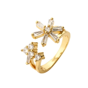 Minimalist gold-plated flower ring with zircon inlays and adjustable open design