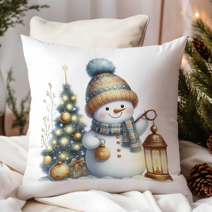 Détail de la housse de coussin de Noël bonhomme de neige avec sapins et lumières chaudes