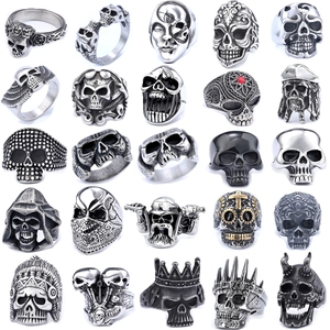 Vintage Skull Ring Stainless Steel Gothic Punk Biker Jewelry Retro Carved Gemstone Design For Men