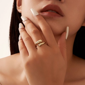 Adjustable S925 sterling silver hammered texture ring in gold finish for women