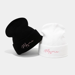 Gebreide Muts Met Mama Borduurwerk Acryl Geribbelde Warme Winter Dames Beanie
