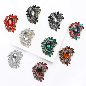 Vintage Brooch Pin For Women Alloy Large Oval Glass Gemstone Rhinestone Floral Leaf Corsage For Suits Dresses