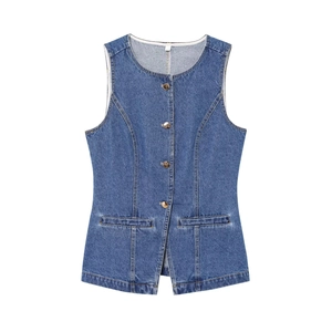 Gilet en jean bleu pour femme avec boutons métalliques et coupe ajustée tendance
