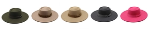 Collection de chapeaux en laine à large bord en vert olive, rose, beige, gris et rose
