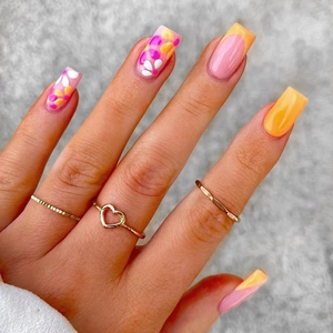 French Style Press On Nails Square Medium Length Pink Yellow Floral Sweet Artificial False Nails For Women