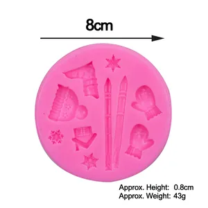 Moule en silicone rose 8cm avec gants bonnet et flocons pour décoration de Noël