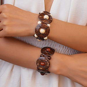 Lot de 2 bracelets bohèmes en perles de bois et coque de noix de coco pour femme