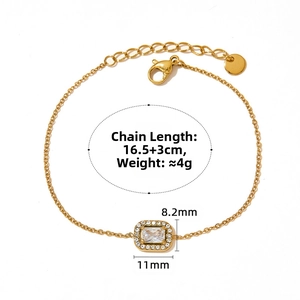 Detail of gold heart link bracelet with dimensions 11mm by 8.2mm and 16.5cm length
