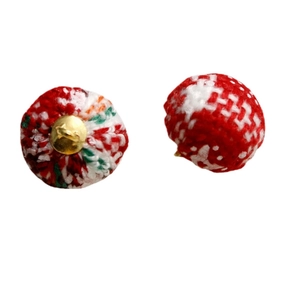 Christmas red plaid fabric buttons for DIY earrings with gold metal fasteners