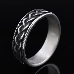 Edelstahlring im keltischen Flecht-Design mit oxidiertem Vintage-Silber-Finish für Damen und Herren